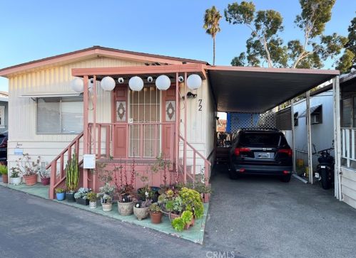 432 Harbor Blvd, Santa Ana, CA 92703-3341