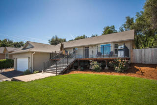 2261 Yellow Finch Way, Anderson, CA 96007-4007