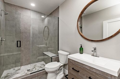 27938 Clifton Pl, Denver CO  80016 exterior