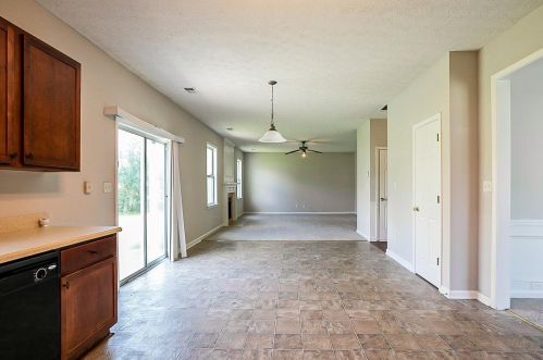 3069 Elmwood Rd, Atlanta GA  30349-8105 exterior