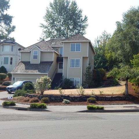 1990 Willow Pkwy, Damascus OR  97080 exterior