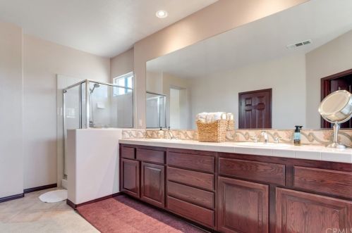 16523 Owl Tree Rd, Riverside CA  92504-9700 exterior