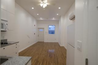 2637 Kensington Ave, Philadelphia PA  19125-1132 exterior