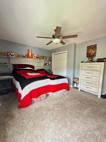 12 Tamarack Cir, Killingly CT  06241-1238 exterior