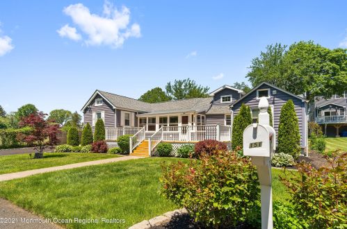 151 Washington Ave, Leonardo, NJ 07737-1630