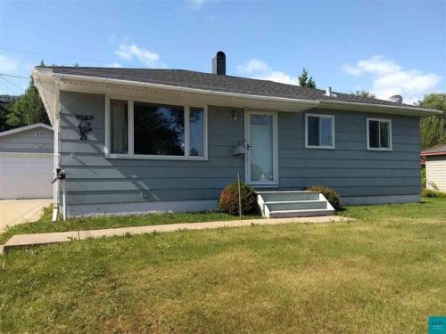 21 Arthur Cir, Silver Bay, MN 55614-1304