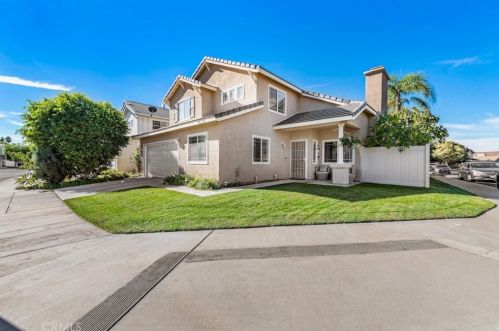7631 Canberra Way, Riverside CA  92508-6067 exterior