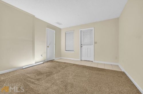 6685 Doublegate Ln, Rex GA 30273-2134 exterior