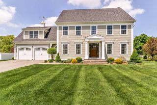 33 Red Hill Dr, Glastonbury, CT 06033-3128