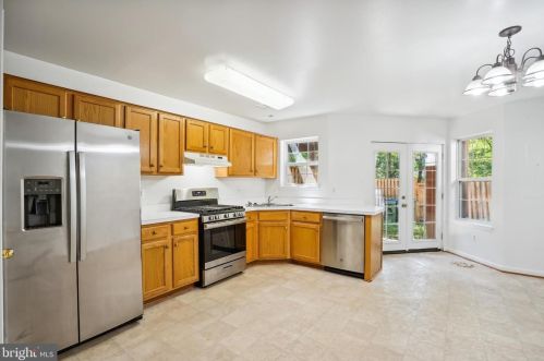 13491 Colesmire Gate Way, Bristow VA  20136-1780 exterior