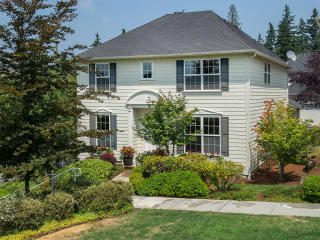 2071 Kenilworth Ln, Bellevue, WA 98029-7662