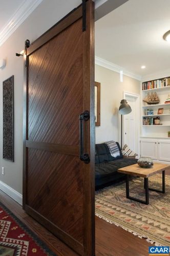 1651 Mulberry Ave, Charlottesville, VA 22903-3705