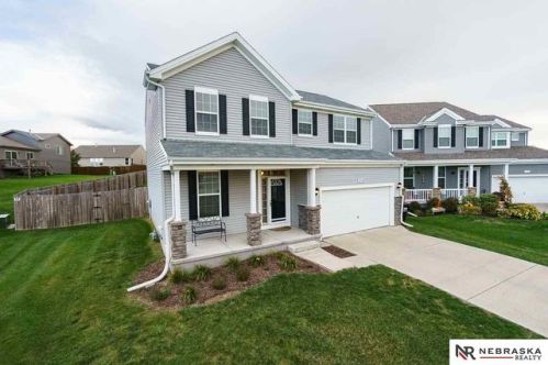 15910 Filmore Cir, Bennington, NE 68007-1807