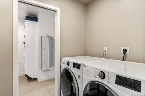 2762 Bannock St, Englewood CO 80110-1519 exterior