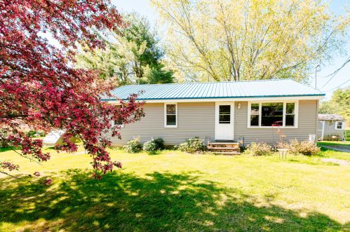 56 Stevens Rd, Augusta, ME 04330-8312