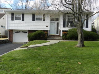 195 Camden Rd, Parsippany, NJ 07054-2530