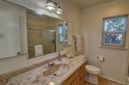 645 Hacienda St, Anaheim CA  92804-2656 exterior