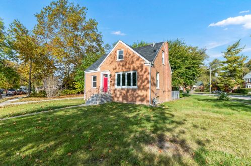 256 141st Pl, Dolton, IL 60419-1106