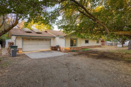 7787 Stearman Rd, Tracy, CA 95377-9358