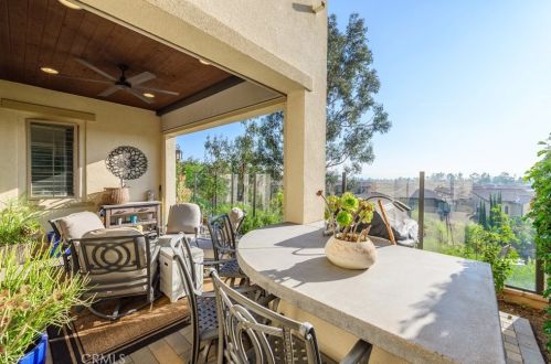 126 Long Fence, Irvine CA  92602-1807 exterior