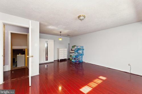 9504 Lawnsberry Ter, Silver Spring MD 20901-4714 exterior