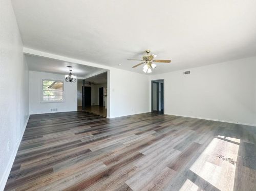 6833 Hightower St, Fort Worth TX  76112-5605 exterior
