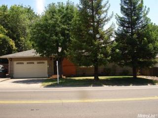 8924 Pershing Ave, Citrus Heights, CA 95662-4628