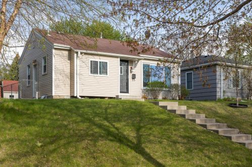 5653 42nd Ave, Minneapolis, MN 55422-1629