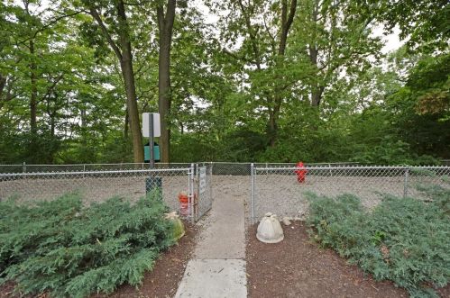 5300 Hamilton Ave, Cincinnati OH  45224-3196 exterior