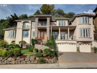 9225 Mckenna Dr, Portland, OR 97229-8040