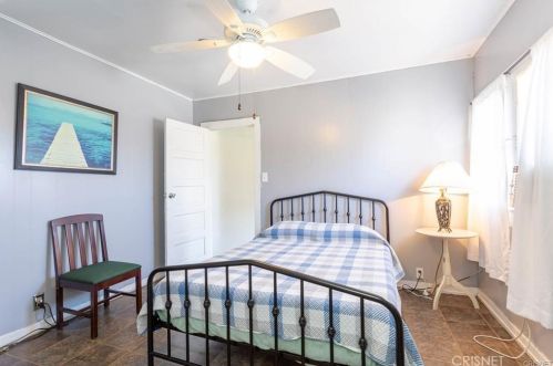 426 Ivy St, Glendale CA  91204-1012 exterior