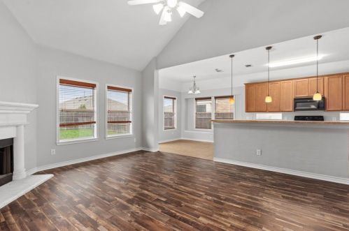 5604 Brookside Dr, Argyle TX  76226-2240 exterior