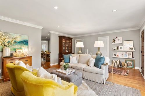 4045 Arden Way, Atlanta GA  30342-3947 exterior