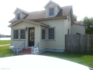 312 Syms St, Hampton, VA 23669-3528