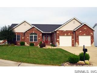 2924 Cambridge Pt, Maryville, IL 62062-6487