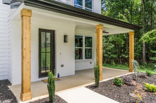 901 Killian Hill Rd, Lilburn, GA 30047-3137