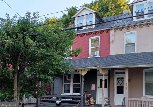 552 Pershing Ave, Lancaster, PA 17602-4370