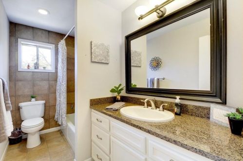 1305 August Dr, Austin TX  78753-2909 exterior