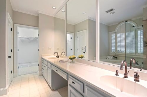 110 Hemmingwood Way, Atlanta GA  30350-4331 exterior