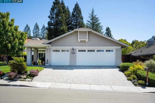 5425 Canyon Crest Dr, San Ramon, CA 94582-4812