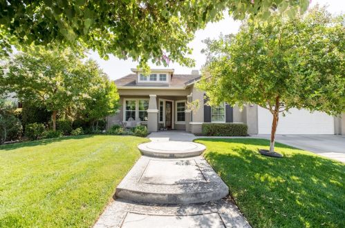 3004 Edgeview Dr, Modesto, CA 95355-7300