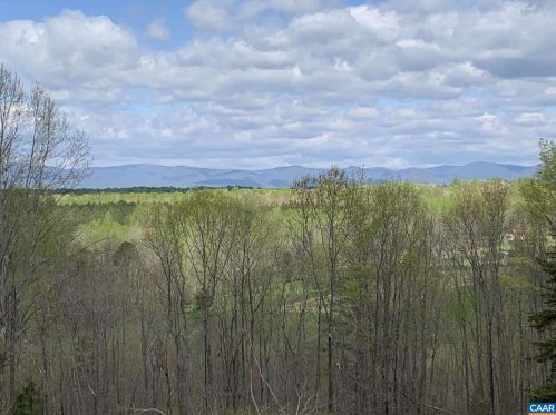5121 Ridge Rd, Old Somerset, VA 22972-2011