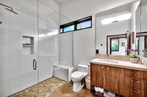 16150 Pine St, Truckee CA  96161-3754 exterior