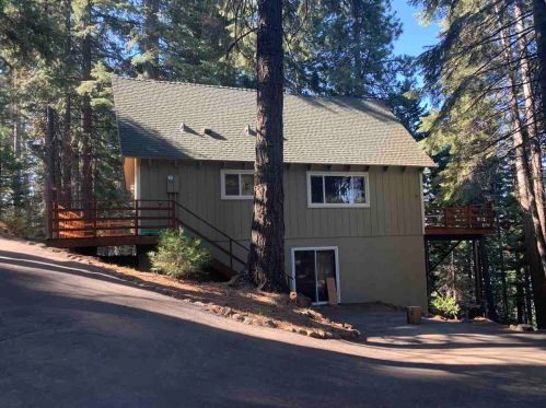 619 Mountain Ridge Rd, Peninsula Village, CA 96137-9548