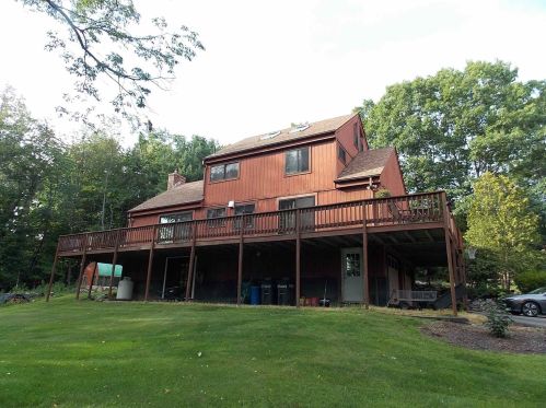 233 Robert Rogers Rd, Goffstown, NH 03046-4805