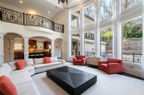 239 Beverly Rd, Atlanta GA  30309-2643 exterior