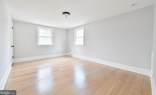 255 Hopkins Rd, Haddonfield NJ 08033-3062 exterior