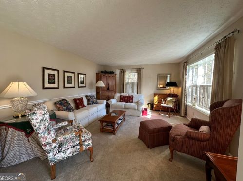 3811 Abby Ct, Atlanta GA  30329 exterior