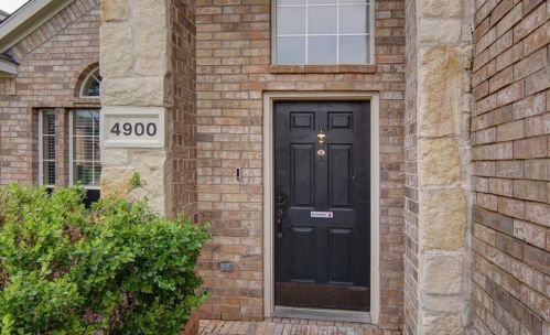 4900 Skymeadow Dr, Fort Worth TX  76135-1814 exterior