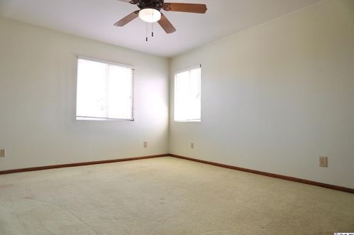 257 Cumberland Rd, Glendale CA  91202-1342 exterior